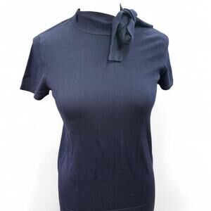 Navy blue new york & company shirt